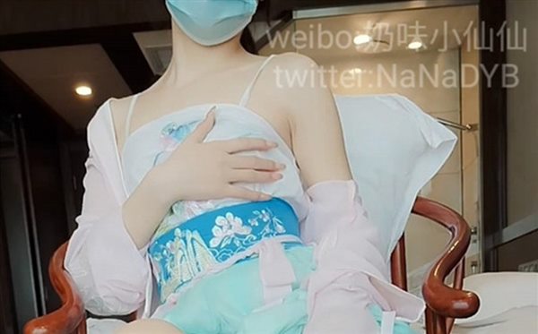 极品白虎网红美女【软萌萝莉小仙】06月新作-魅惑汉服 敏感体质速插出好多淫水白浆 淫语乱叫还那么浪 高清