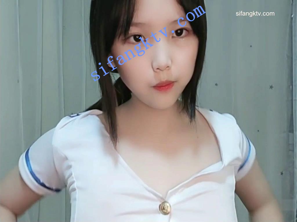 UT-惠子 00后萝莉,两跑车一对一大秀,三套服饰跳裸舞 图 01