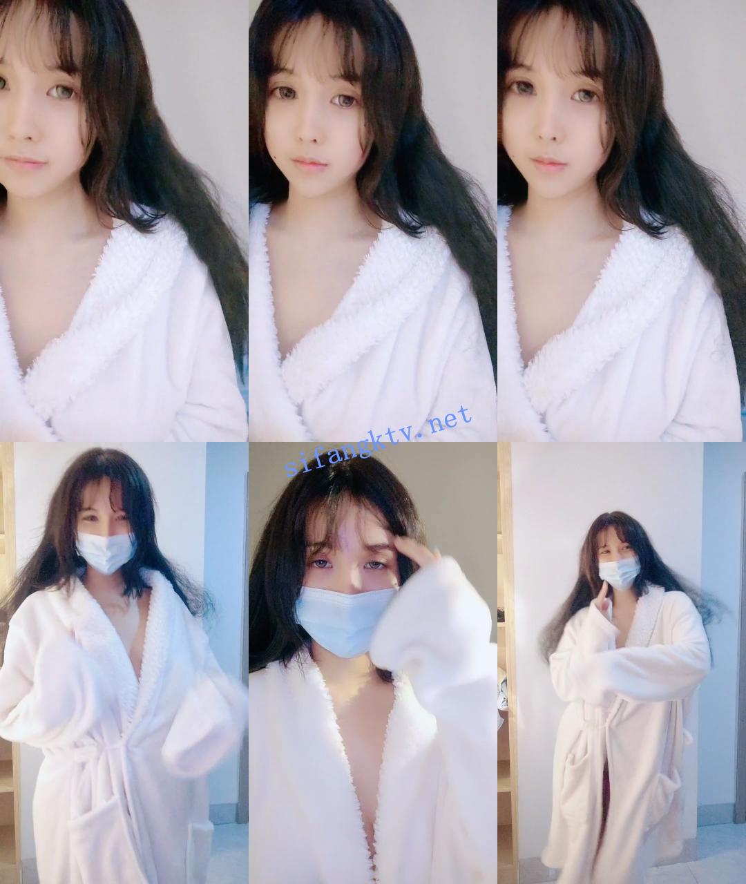 ⭐新货下海 嗯嗯小宝贝 纯情学生妹白虎穴自慰~真的好美! 图 01