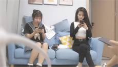██虎牙星秀大主播! 小辘女 完美身材~自慰喷水小天后~ 图 21