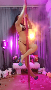 ♆♆ 钢管舞小妍 性感钢管舞~ ~空中倒挂金钩飞舞~ 图 04