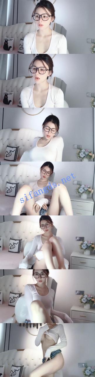 这也太漂亮了!完美尤物啊~ lvy-w 顶级身材 全裸诱惑~! 图 01