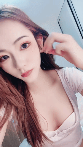 ⚫️超美模特网红! 苏晴 美到天花板~滴蜡~自慰大喷水! 图 01
