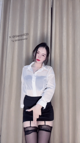 推特新晋顶B王 千金 笑笑 6月会员裸舞终章+舞艺吧3套合集 图 03