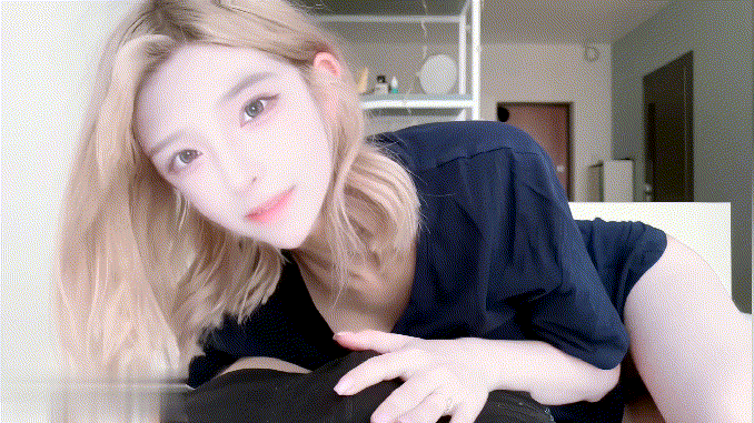 AI换脸-极+ 网红夜刀神狗 顶美网红吃大鸡鸡爆插吸精! 图 06