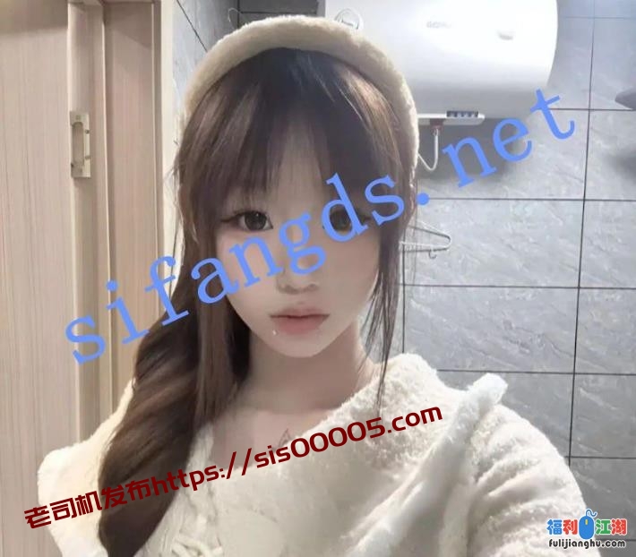 ✅抖音 小姜姜 气质精神小妹 露点 自慰 掰开B特写[某房原版]【142M】